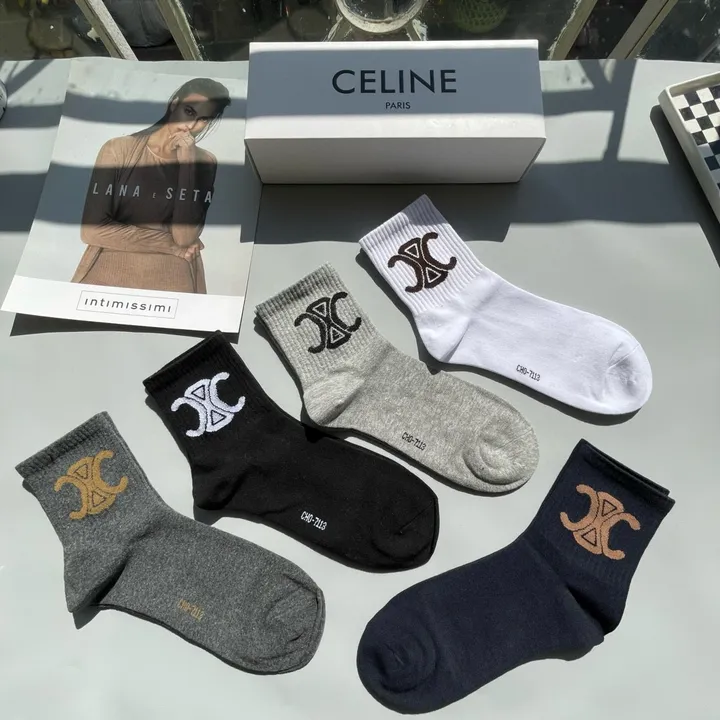 スーパーコピー セリーヌ 靴下