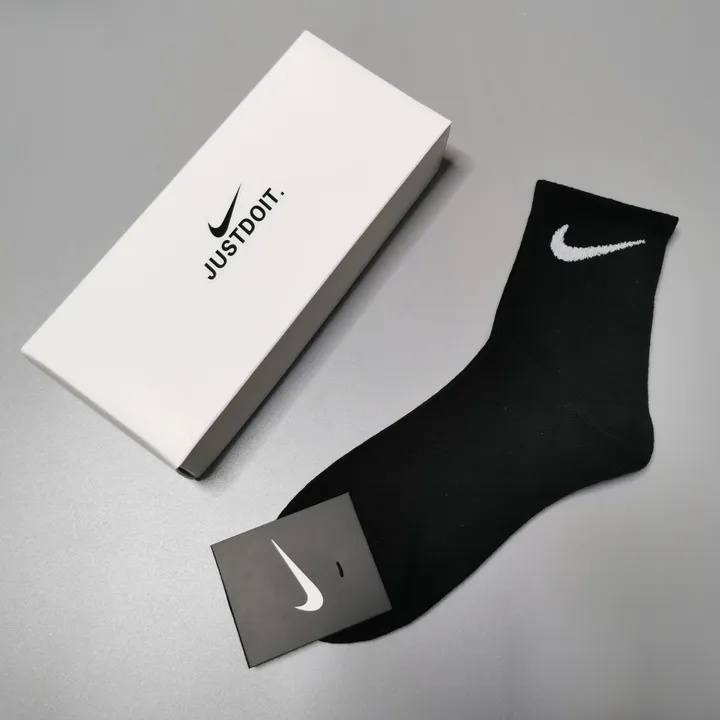 スーパーコピー ナイキ 靴下