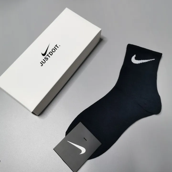スーパーコピー ナイキ 靴下