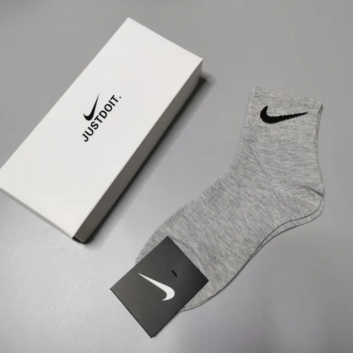 スーパーコピー ナイキ 靴下