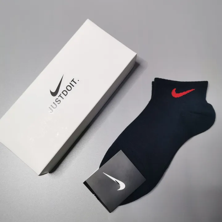 スーパーコピー ナイキ 靴下