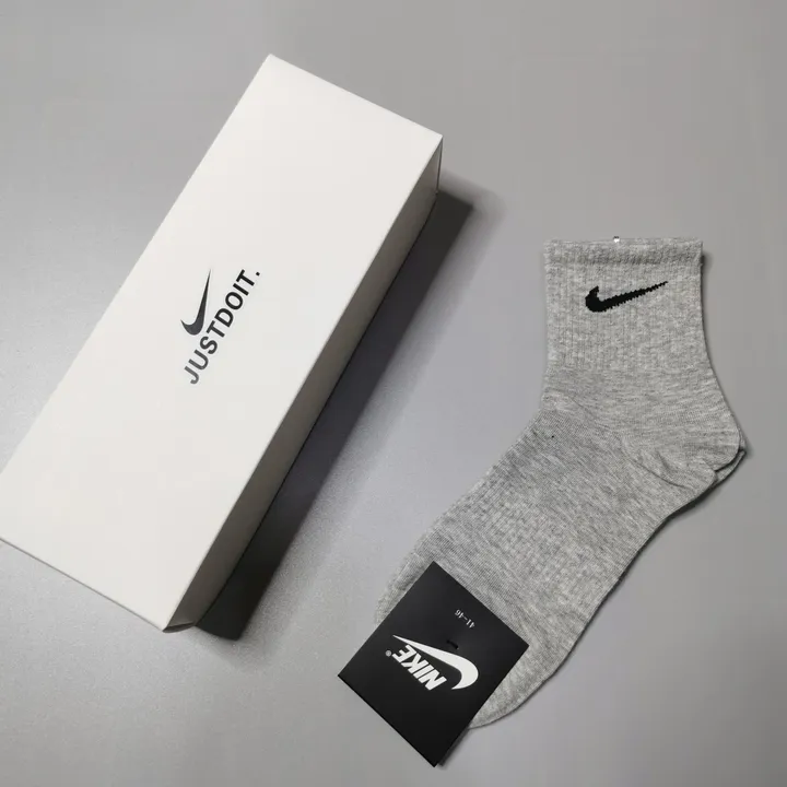 スーパーコピー ナイキ 靴下