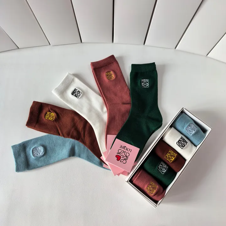 スーパーコピー ロエベ 靴下