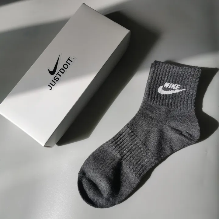 スーパーコピー ナイキ 靴下