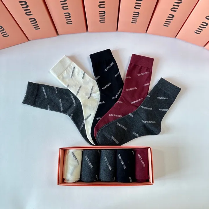 スーパーコピー ミュウミュウ 靴下