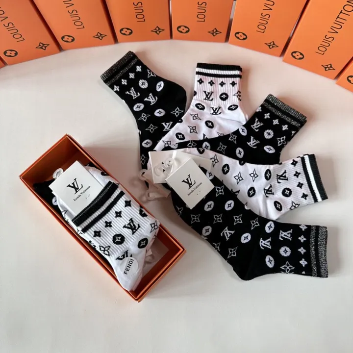 スーパーコピー ルイヴィトン 靴下