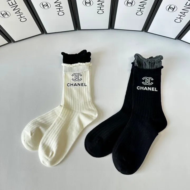 スーパーコピー プラダ 靴下