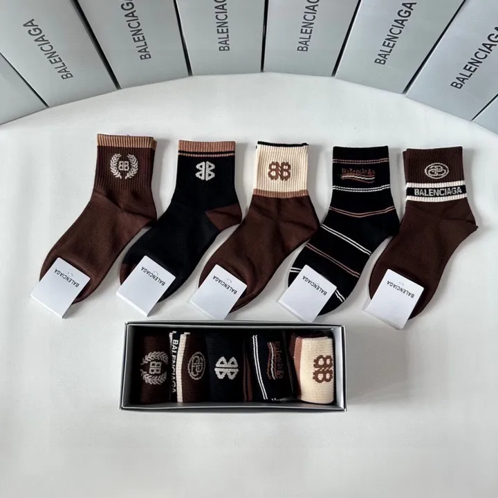 スーパーコピー バレンシアガ 靴下