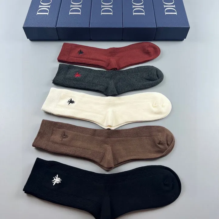 スーパーコピー ディオール 靴下