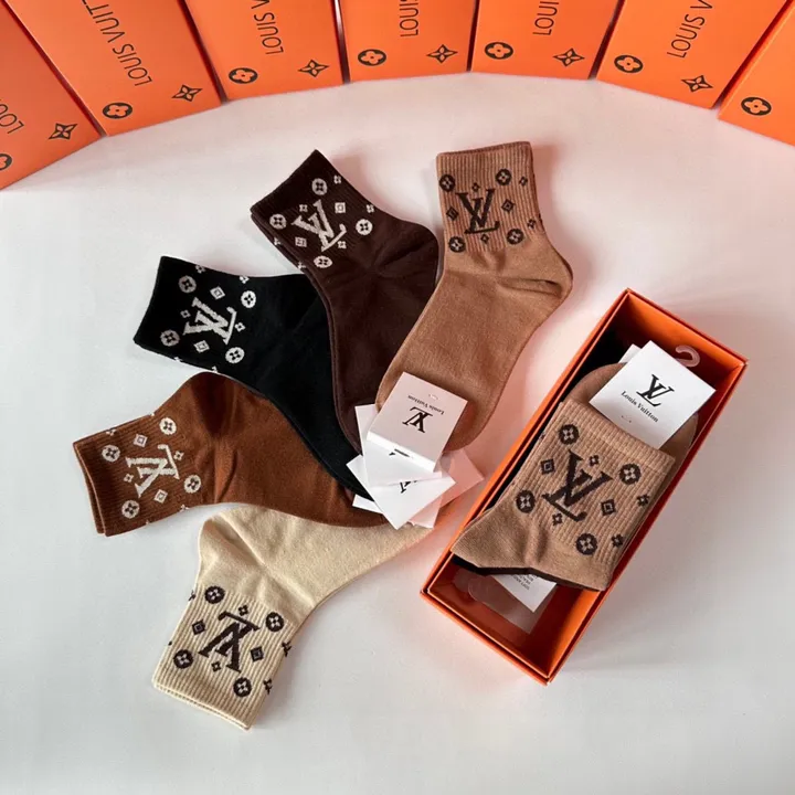 スーパーコピー ルイヴィトン 靴下