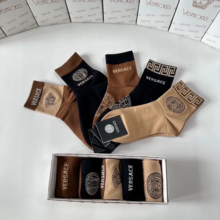 スーパーコピー ヴェルサーチ 靴下