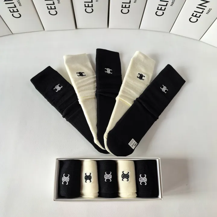 スーパーコピー セリーヌ 靴下