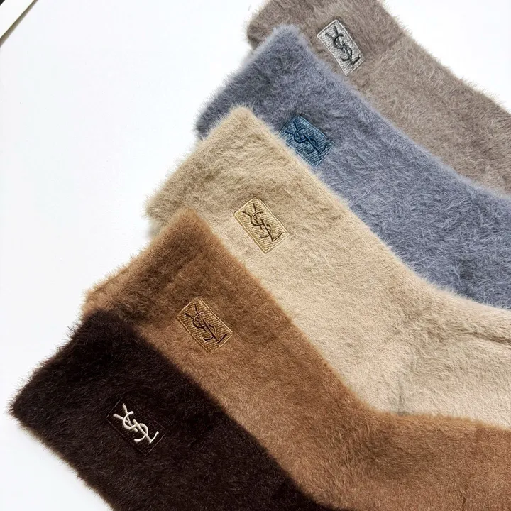 スーパーコピー イブサンローラン 靴下