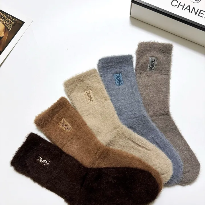 スーパーコピー イブサンローラン 靴下