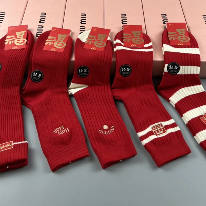 スーパーコピー ミュウミュウ 靴下