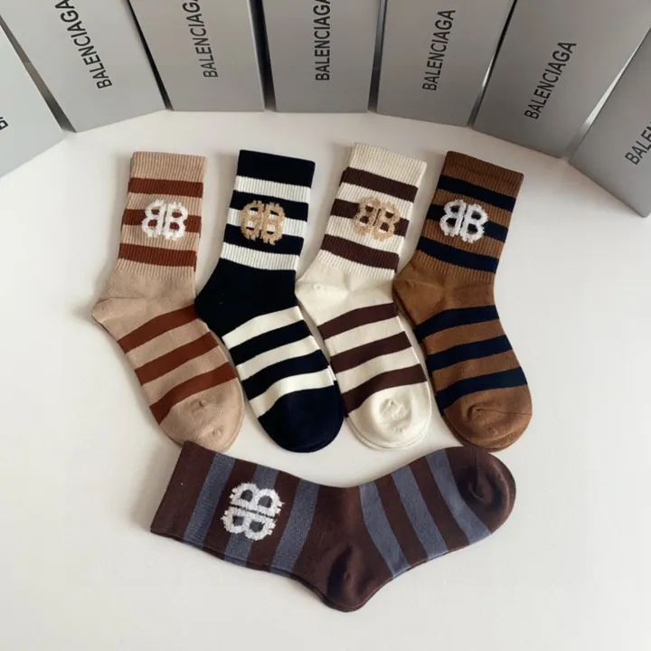 スーパーコピー バレンシアガ 靴下