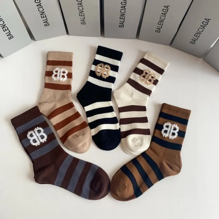 スーパーコピー バレンシアガ 靴下