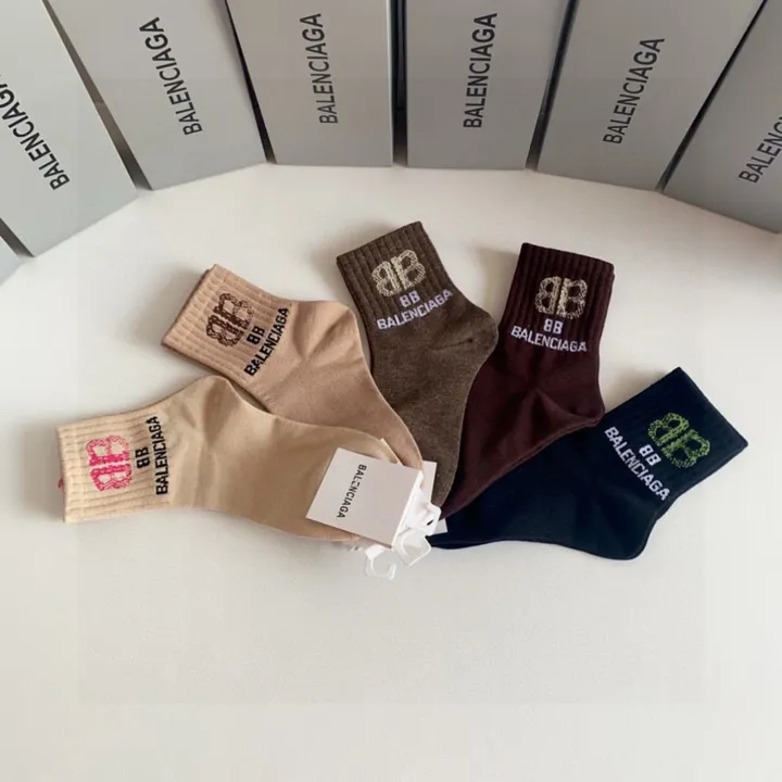 スーパーコピー バレンシアガ 靴下