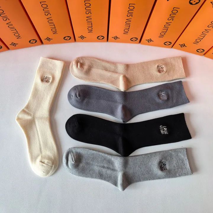 スーパーコピー ルイヴィトン 靴下