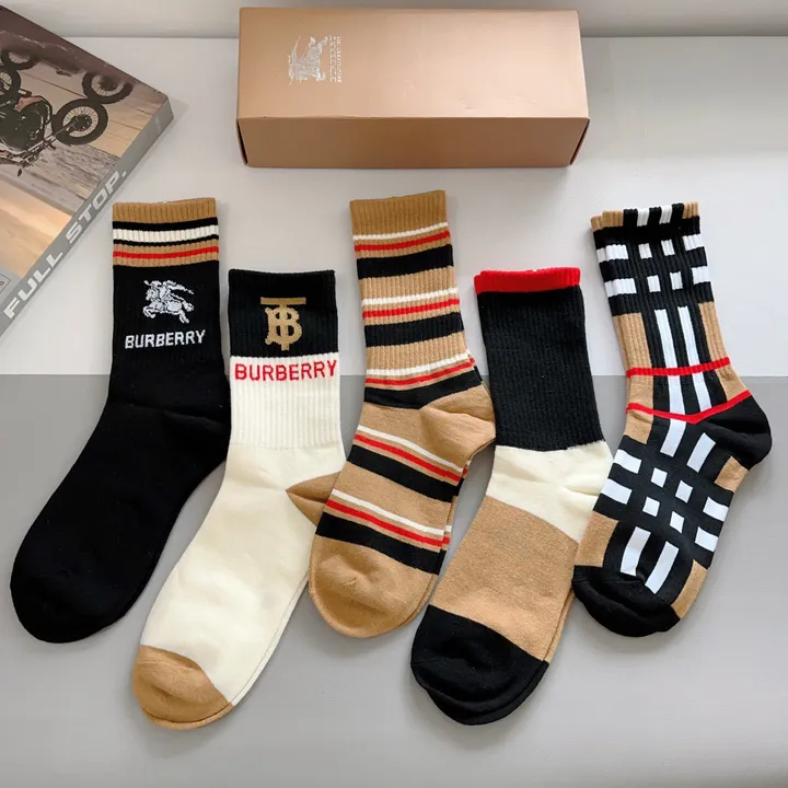 スーパーコピー バーバリー ス 靴下
