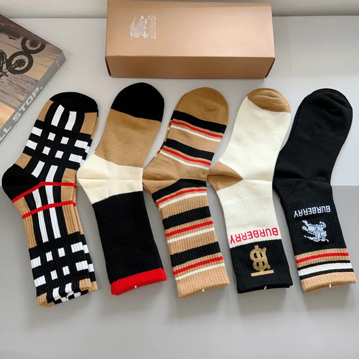 スーパーコピー バーバリー ス 靴下