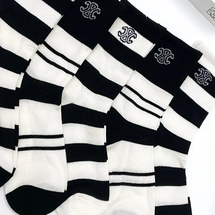 スーパーコピー セリーヌ 靴下