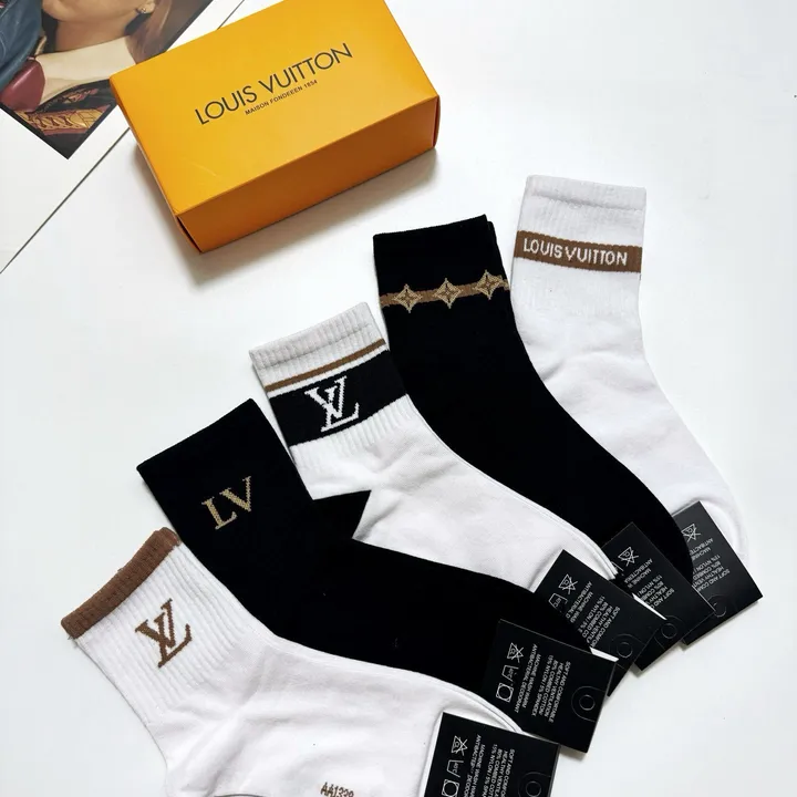 スーパーコピー ルイヴィトン 靴下