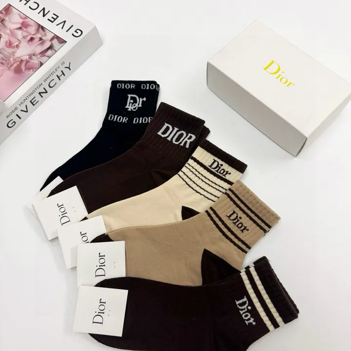 スーパーコピー ディオール 靴下