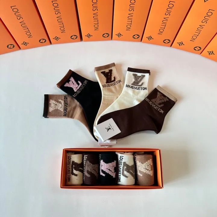 スーパーコピー ルイヴィトン 靴下