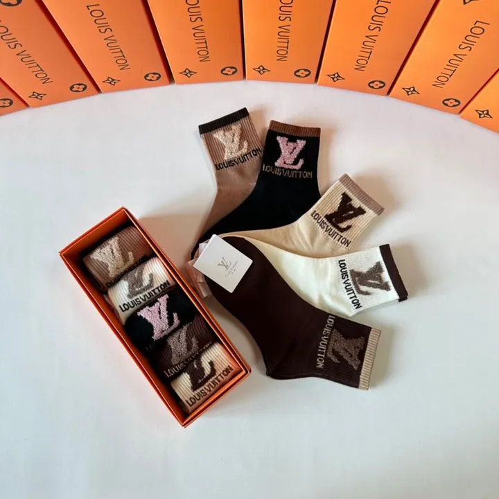 スーパーコピー ルイヴィトン 靴下