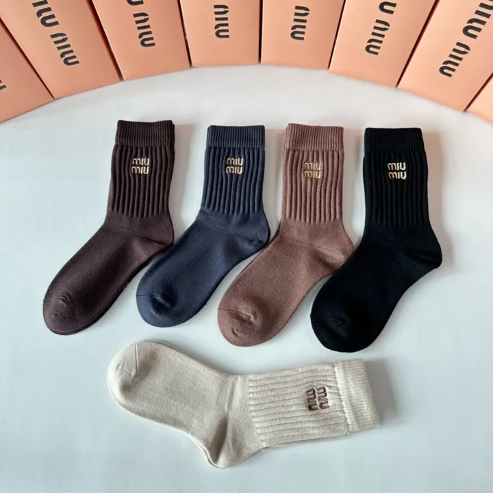 スーパーコピー ミュウミュウ 靴下