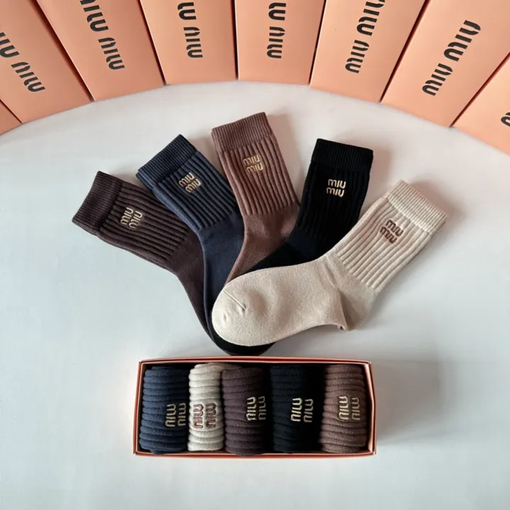 スーパーコピー ミュウミュウ 靴下