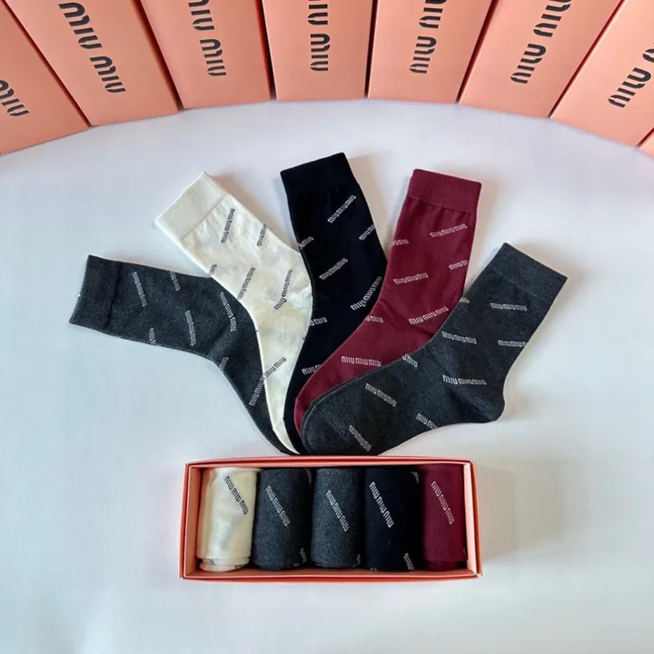 スーパーコピー ミュウミュウ 靴下