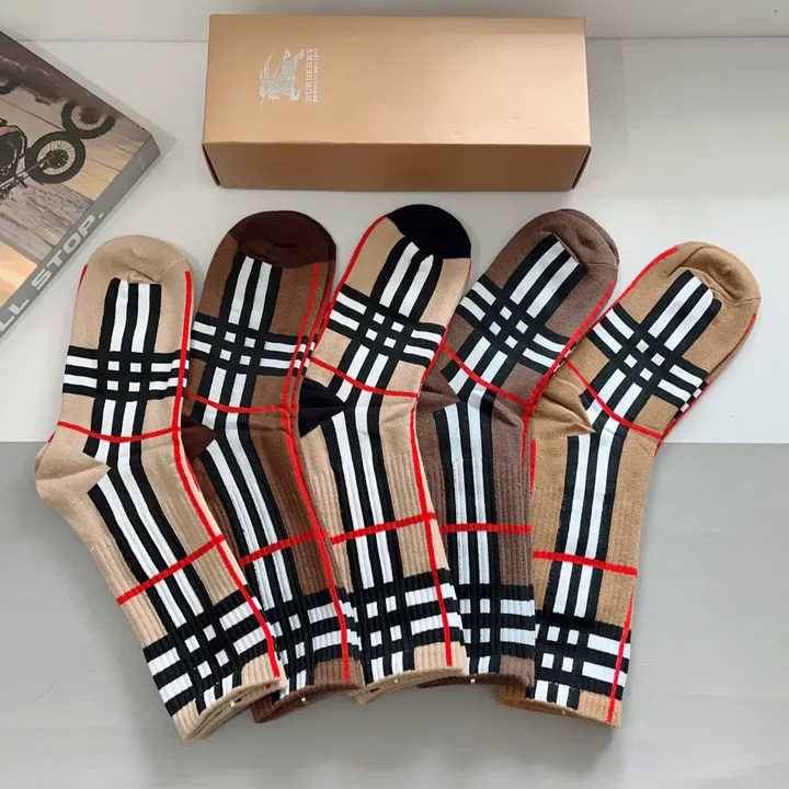 スーパーコピー バーバリー ス 靴下