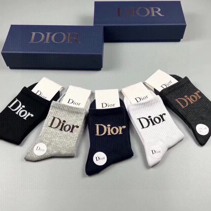 スーパーコピー ディオール 靴下
