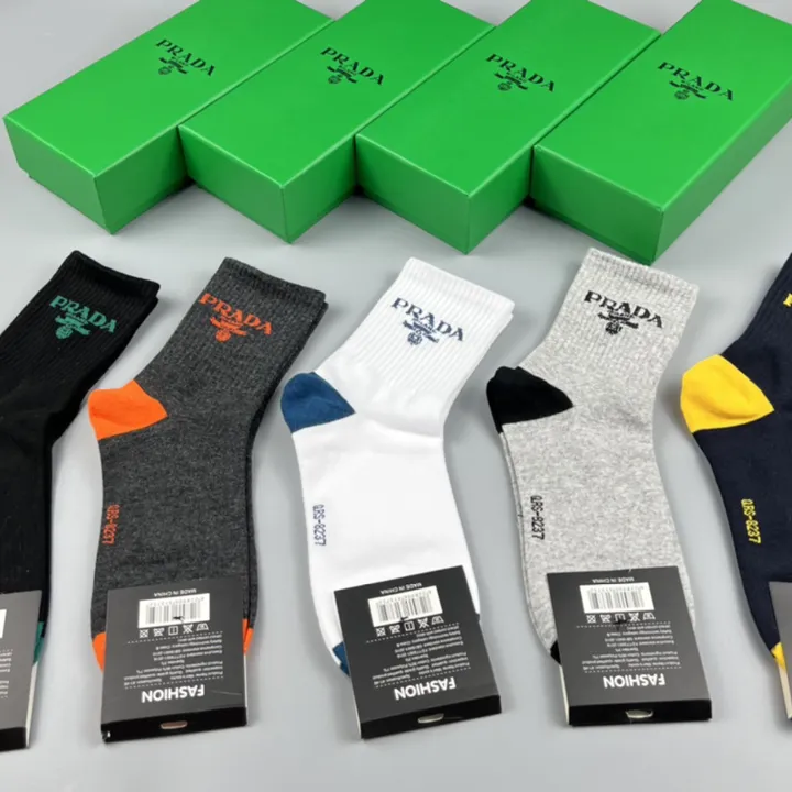 スーパーコピー バレンシアガ 靴下