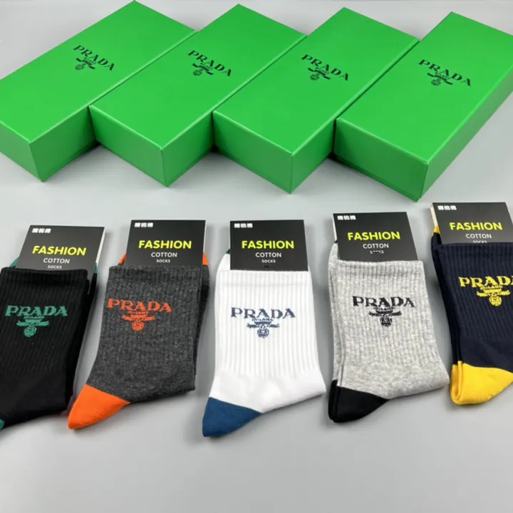 スーパーコピー バレンシアガ 靴下