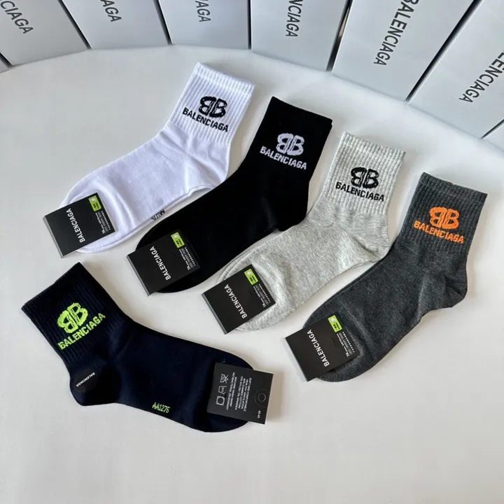 スーパーコピー バレンシアガ 靴下