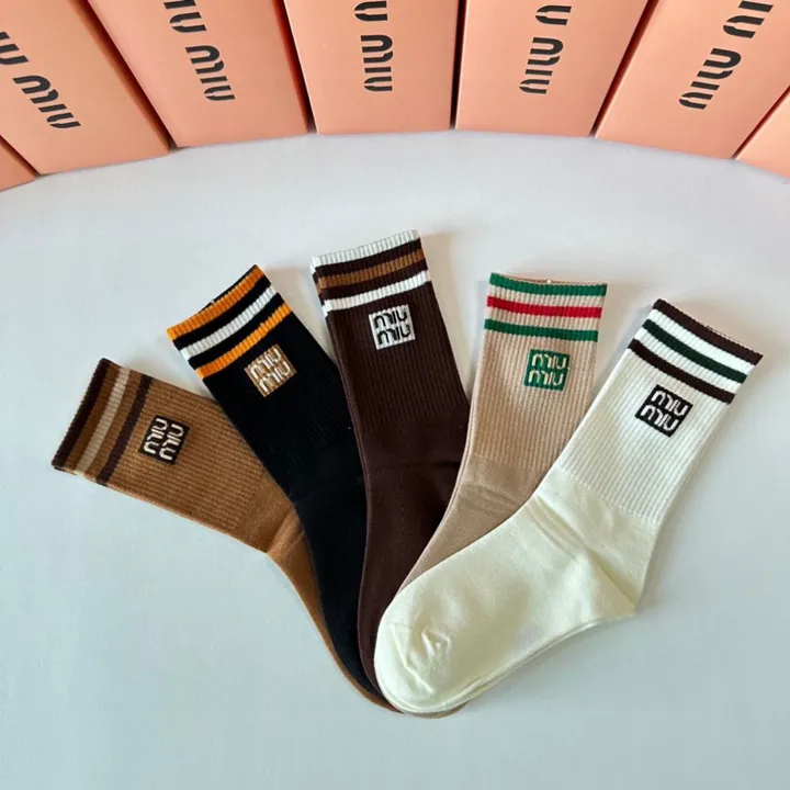 スーパーコピー ミュウミュウ 靴下