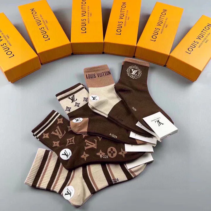 スーパーコピー ルイヴィトン 靴下