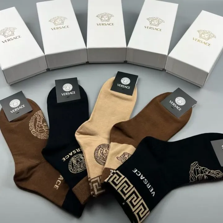 スーパーコピー ヴェルサーチ 靴下