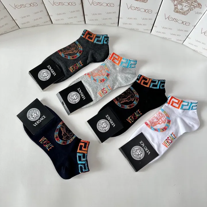 スーパーコピー ヴェルサーチ 靴下