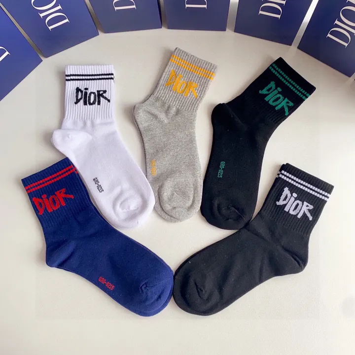 スーパーコピー ディオール 靴下