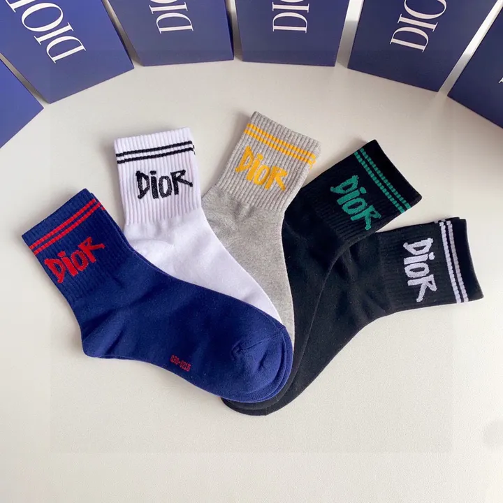 スーパーコピー ディオール 靴下