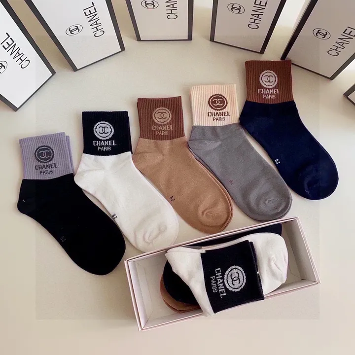スーパーコピー シャネル 靴下