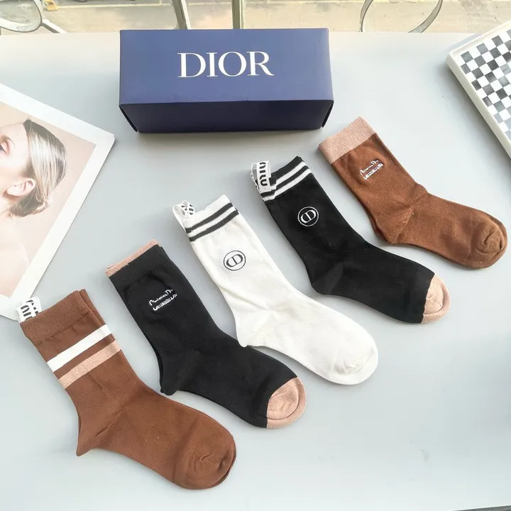 スーパーコピー ディオール 靴下