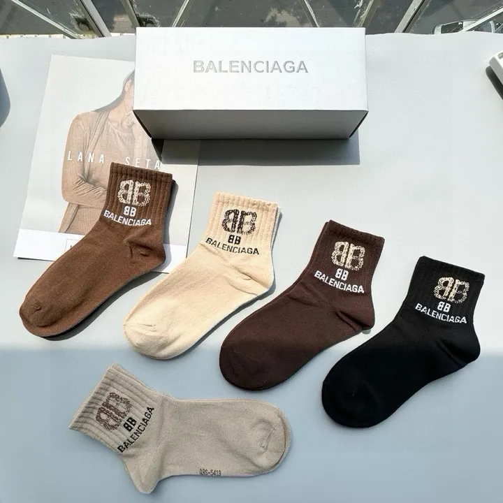 スーパーコピー バレンシアガ 靴下