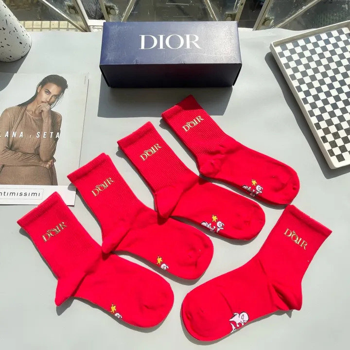 スーパーコピー ディオール 靴下