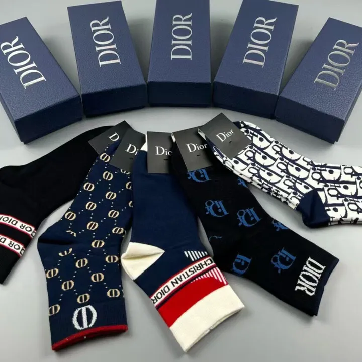 スーパーコピー ディオール 靴下