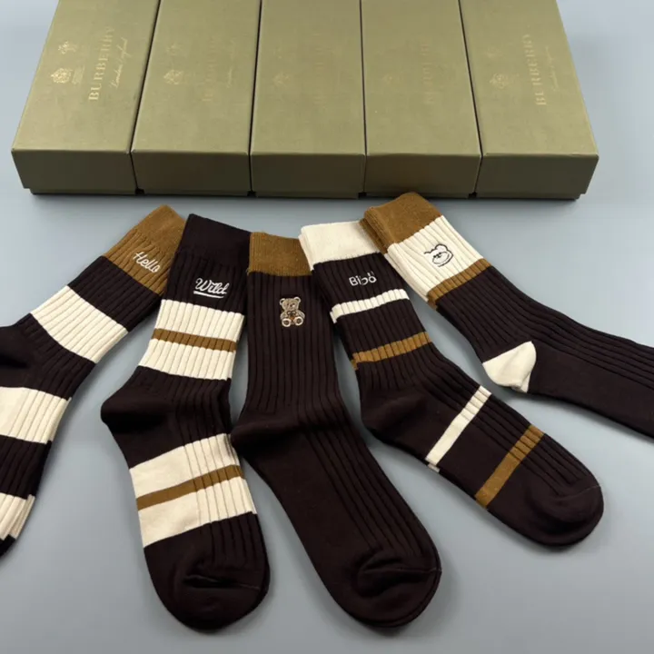 スーパーコピー バーバリー ス 靴下
